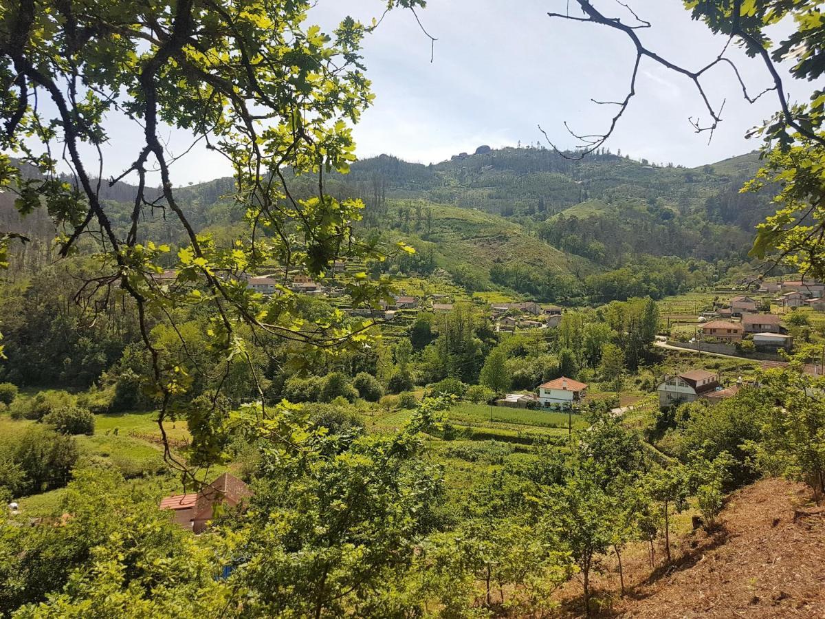 O Eido De Celia Villa Ponteareas Luaran gambar